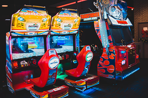 arcade games in corvette diner